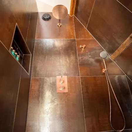 & Loft Bed & Breakfast *