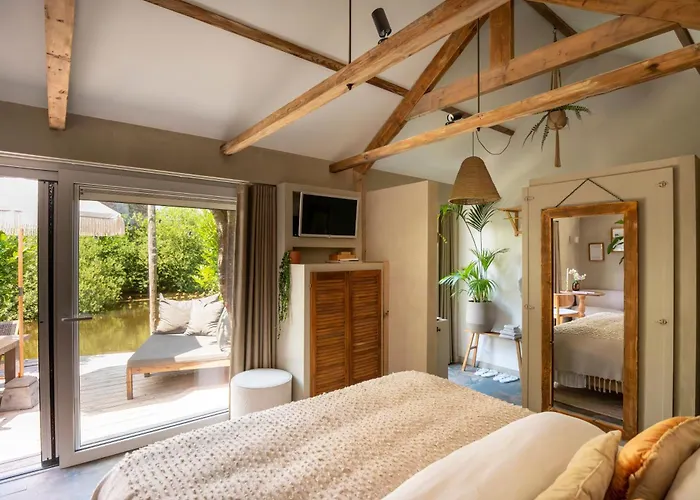 & Loft Bed & Breakfast Sassenheim